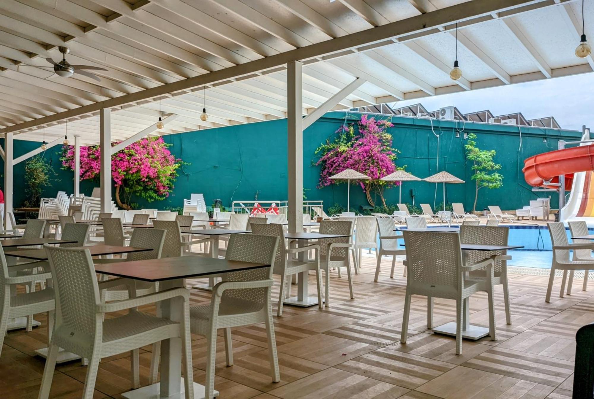 Uk Hotel Kiris Antalya Eksteriør billede