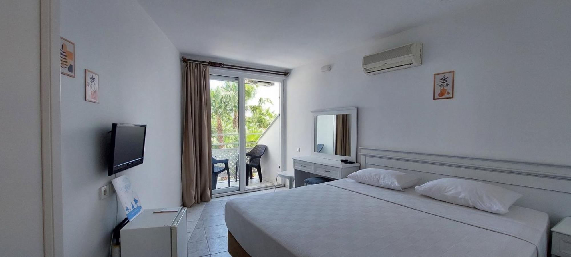 Uk Hotel Kiris Antalya Eksteriør billede