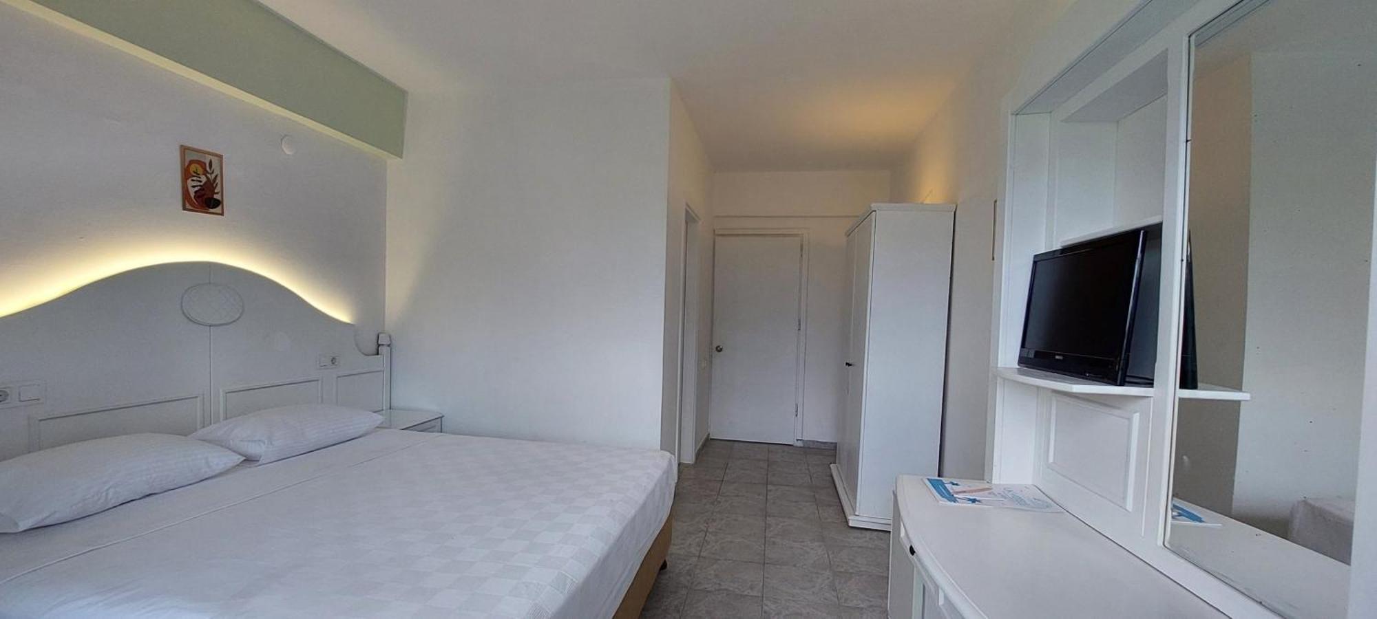 Uk Hotel Kiris Antalya Eksteriør billede